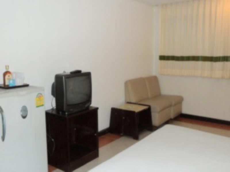 Diamond Beach Hotel Pattaya Buitenkant foto